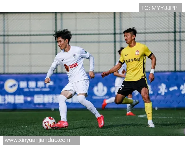 足球教练分头的策略与实践探索如何提升球队整体战术水平与球员个人能力 足球教练分头的策略与实践探索如何提升球队整体战术水平与球员个人能力